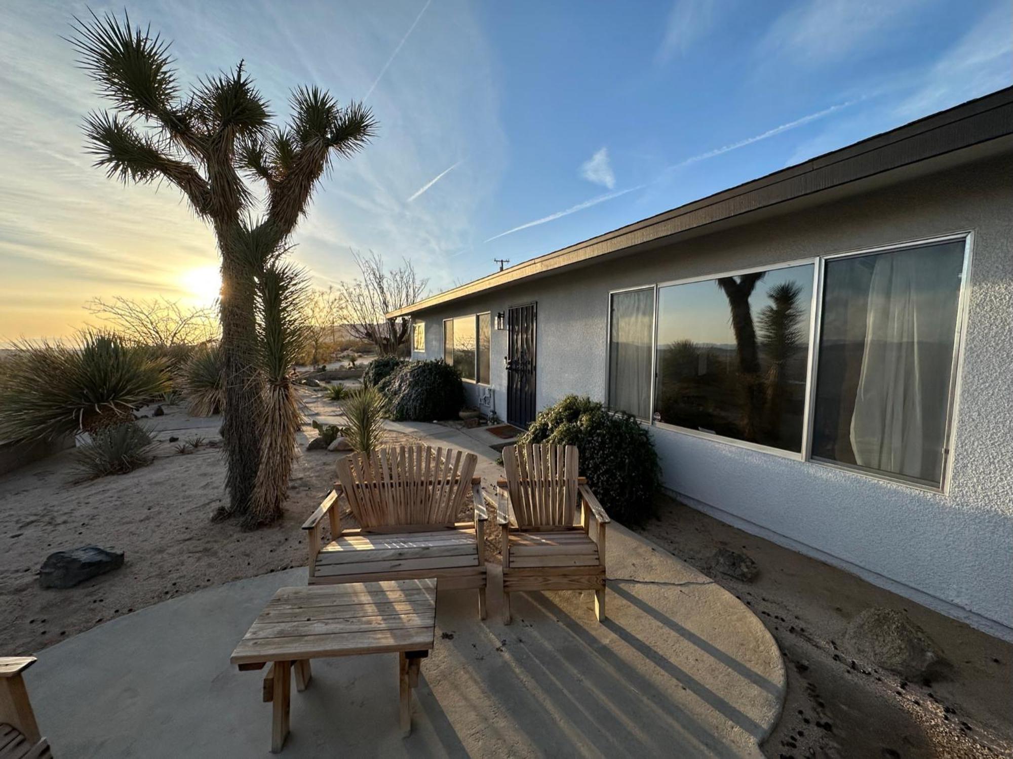 The Outpost Joshua Tree: Hot Tub, Gameroom, Jtnp *