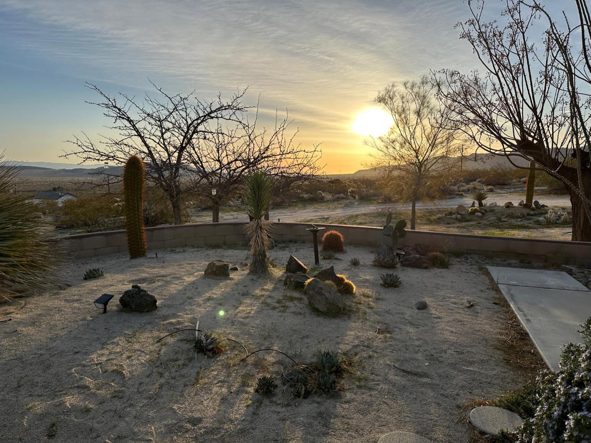The Outpost Joshua Tree: Hot Tub, Gameroom, Jtnp Joshua Tree