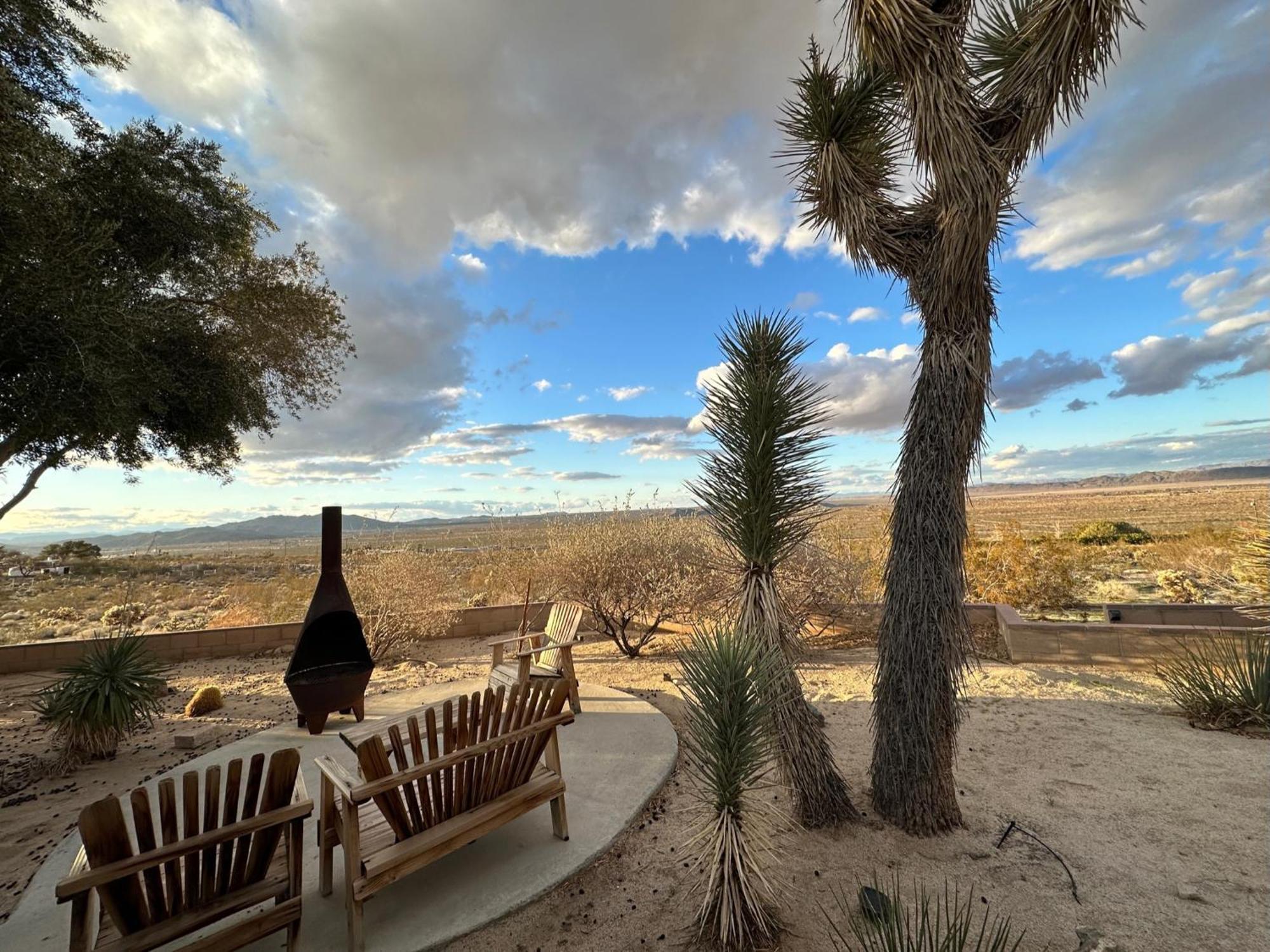 The Outpost Joshua Tree: Hot Tub, Gameroom, Jtnp Joshua Tree