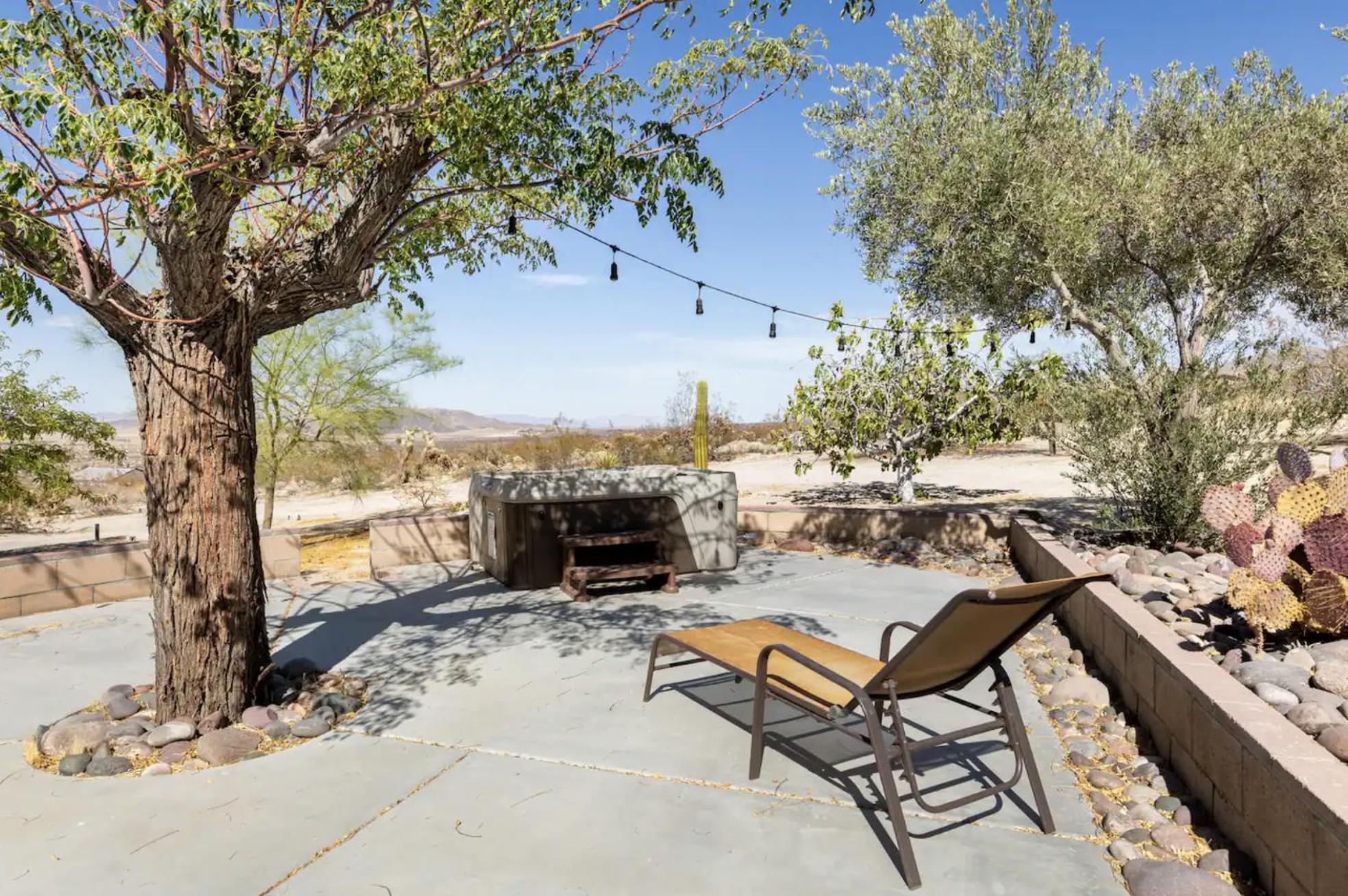The Outpost Joshua Tree: Hot Tub, Gameroom, Jtnp *